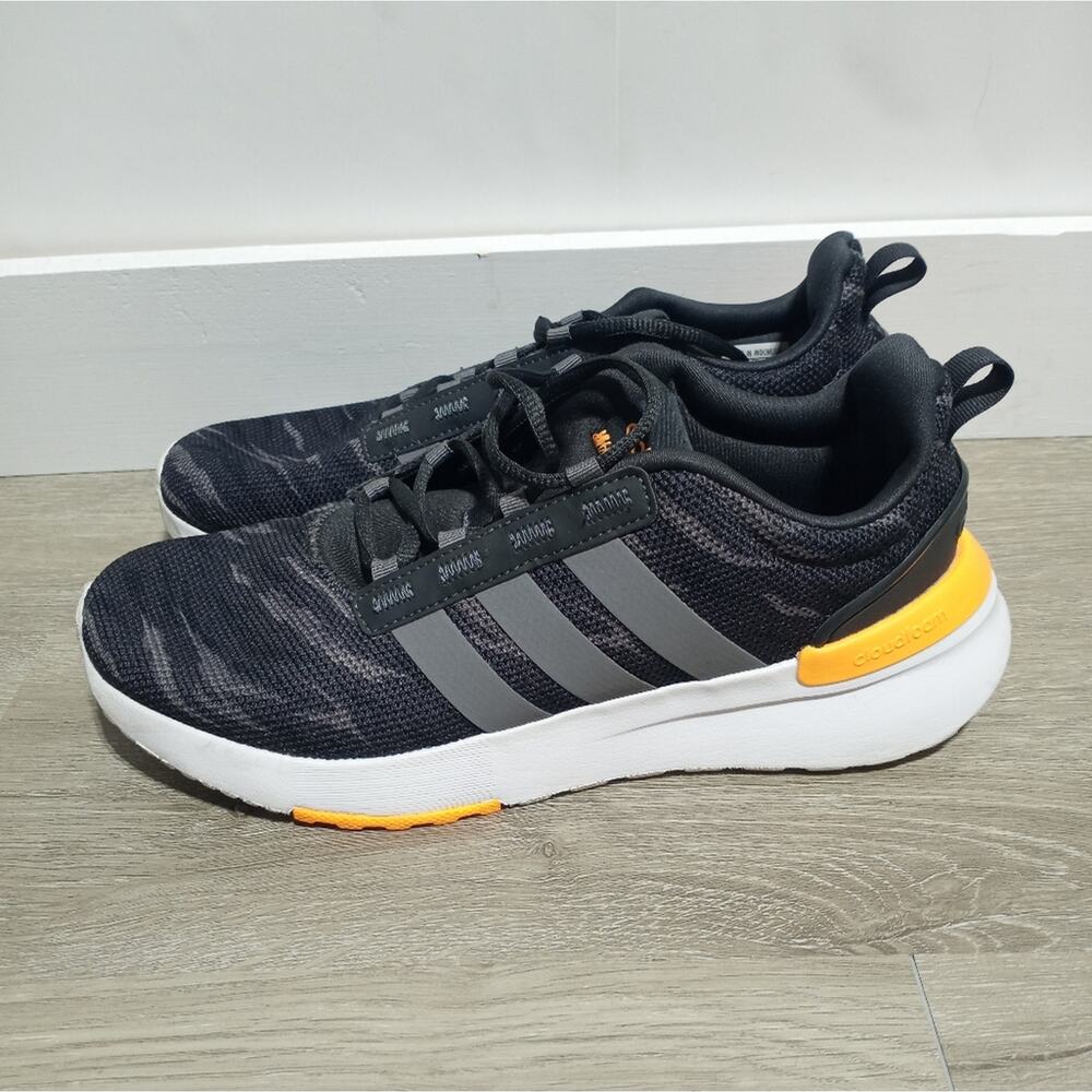 Boys Adidas Racer TR21 Athletic  shoes carbon gray black size Y7 - Picture 3 of 7